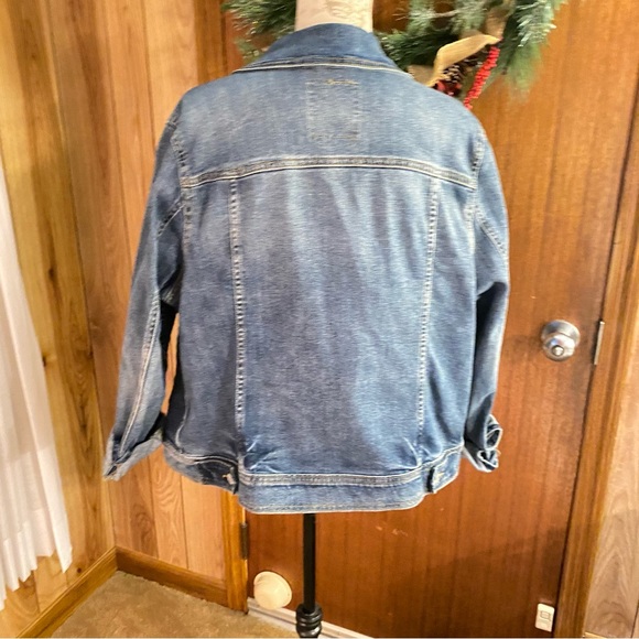 Jean jacket - Picture 4 of 5